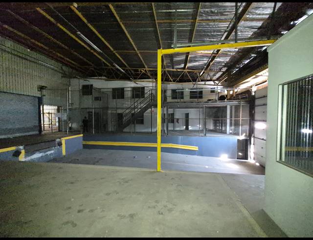 3,000M² WAREHOUSE TO LET IN HERIOTDALE